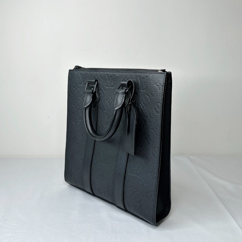 LV Sac Plat皮革壓紋手提包-2