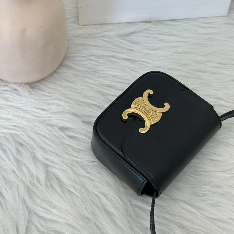 CELINE 凱旋釦Mini box - 黑金-3