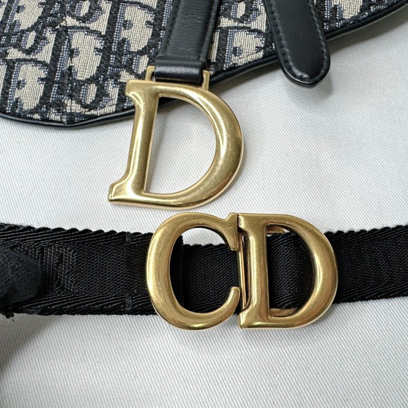 DIOR Oblique馬鞍腰包-9