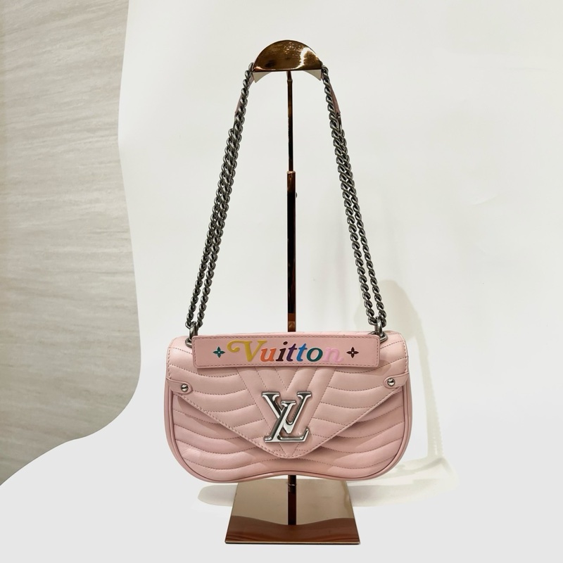 LV 粉色牛皮波浪紋霧銀釦彩色字紋提把手提斜背包new wave MM M52707-0