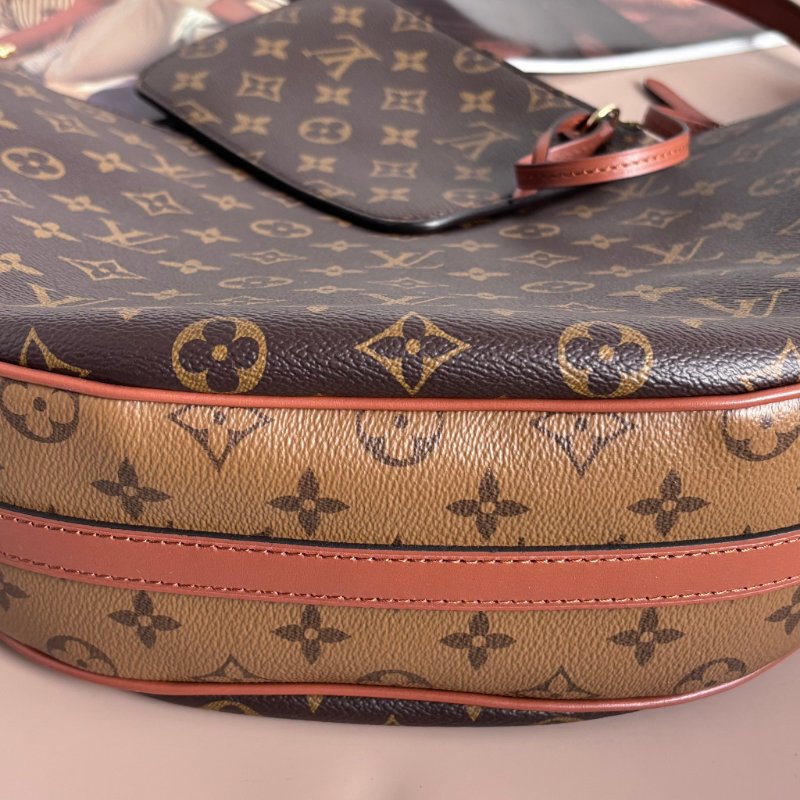 ::LOUIS VUITTON:: LV M46311 Loop Hobo 棕色 拚雙色月亮包 半月包 流浪包-2