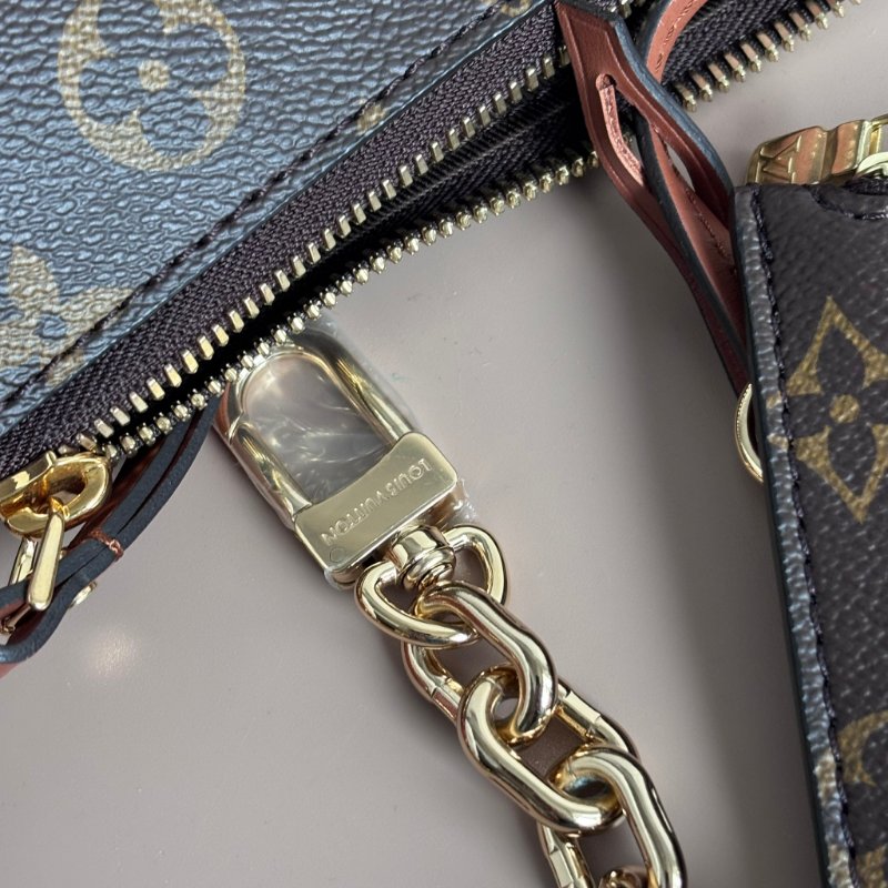 ::LOUIS VUITTON:: LV M46311 Loop Hobo 棕色 拚雙色月亮包 半月包 流浪包-5