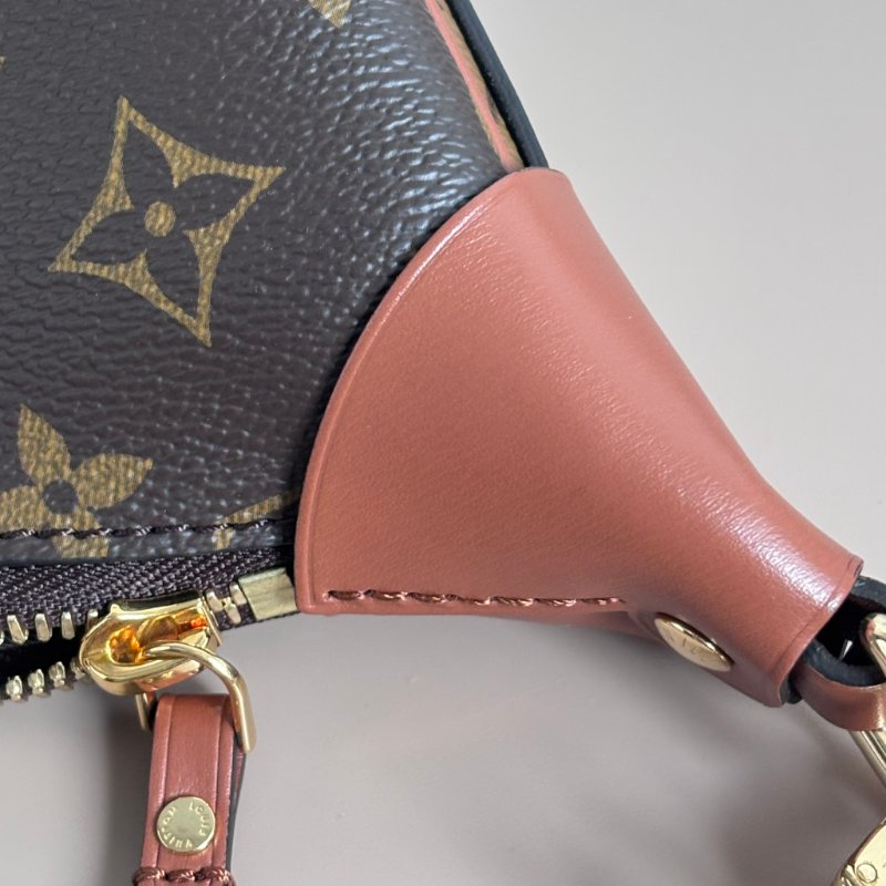 ::LOUIS VUITTON:: LV M46311 Loop Hobo 棕色 拚雙色月亮包 半月包 流浪包-12