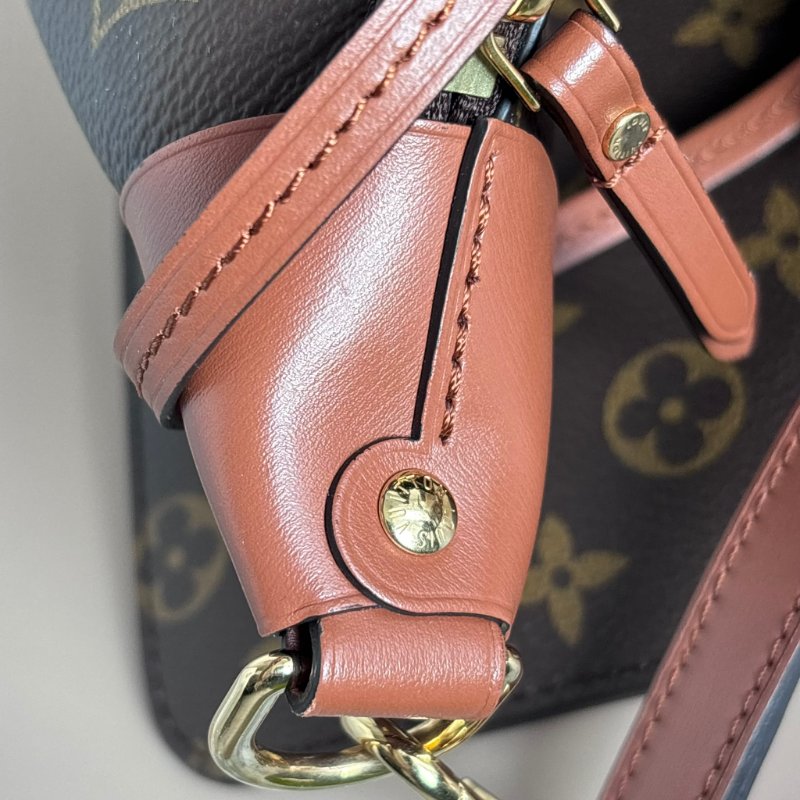 ::LOUIS VUITTON:: LV M46311 Loop Hobo 棕色 拚雙色月亮包 半月包 流浪包-19