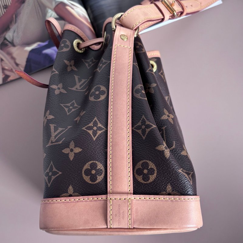 ::LOUIS VUITTON:: LV M46983 Noé BB 經典花紋水桶包 手提肩背斜背包-1