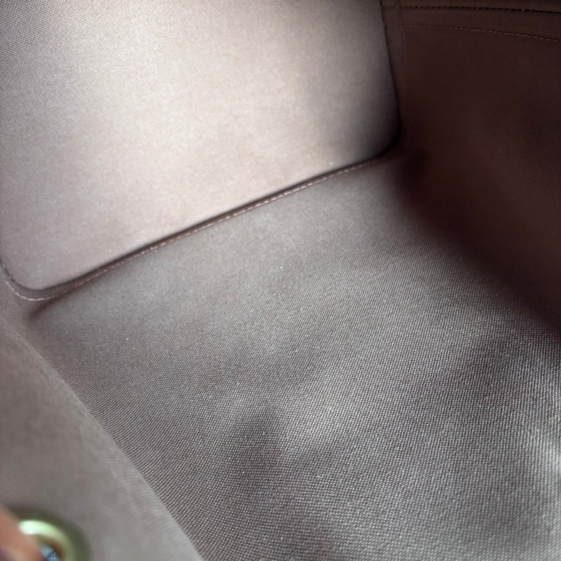 ::LOUIS VUITTON:: LV M46983 Noé BB 經典花紋水桶包 手提肩背斜背包-19