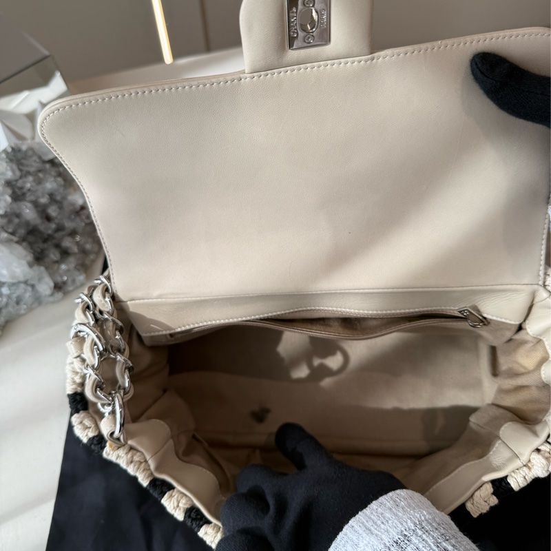 CHANEL 黑白編織郵差包cf-10