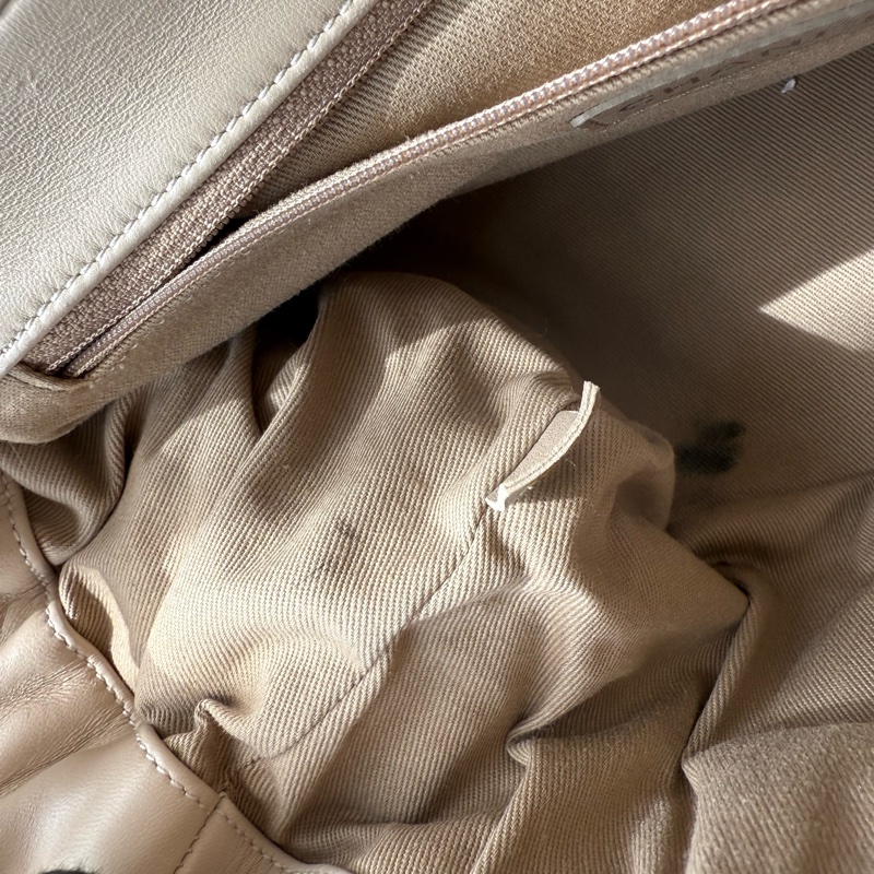 CHANEL 黑白編織郵差包cf-13