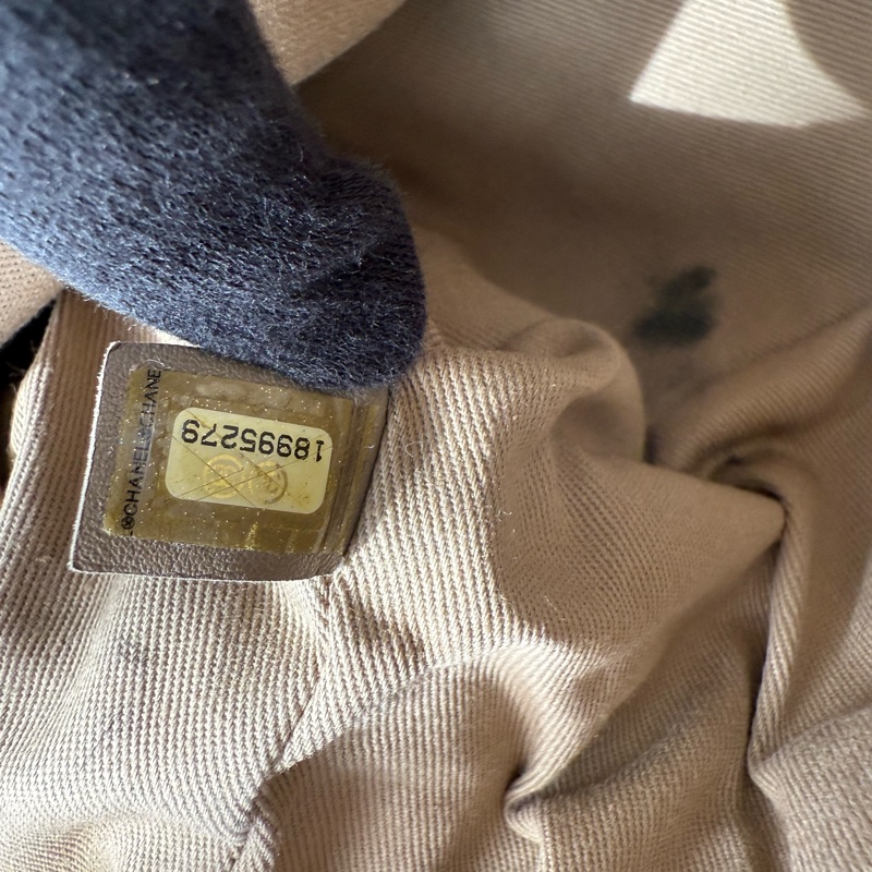 CHANEL 黑白編織郵差包cf-20