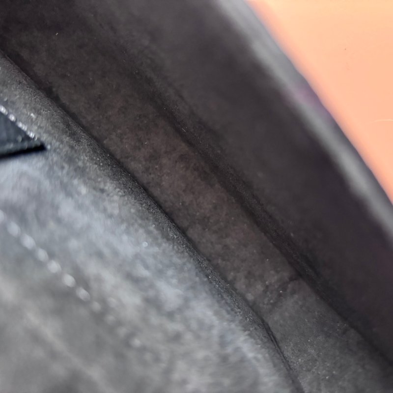 ::LOUIS VUITTON:: LV M82477 Félicie Pochette 黑色牛皮壓花紋 WOC三合一 金鏈斜背包-19