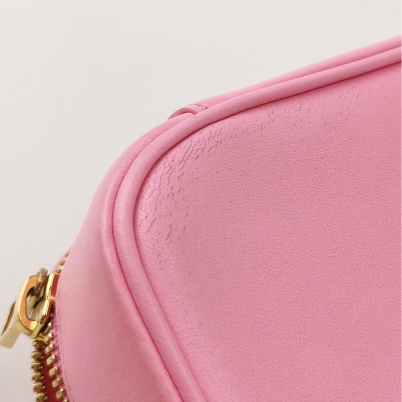 LV路易威登 Utility Crossbody 粉色皮革老花壓紋炸藥包相機包～晶片款-15