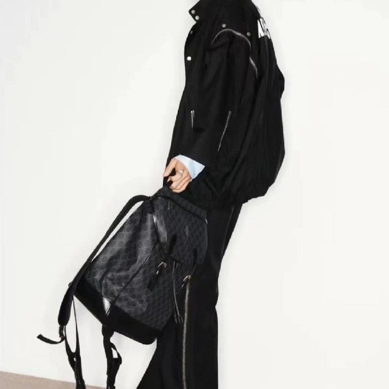 GUCCI 古馳 GG Supreme 後背包 現貨 原價65500-1