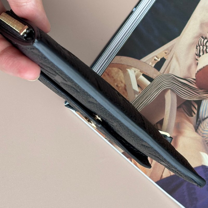 ::LOUIS VUITTON:: LVRECTO V M69421 Recto Verso 經典Empreinte皮革拉鍊鑰匙包 零錢包 卡夾 零錢包-14