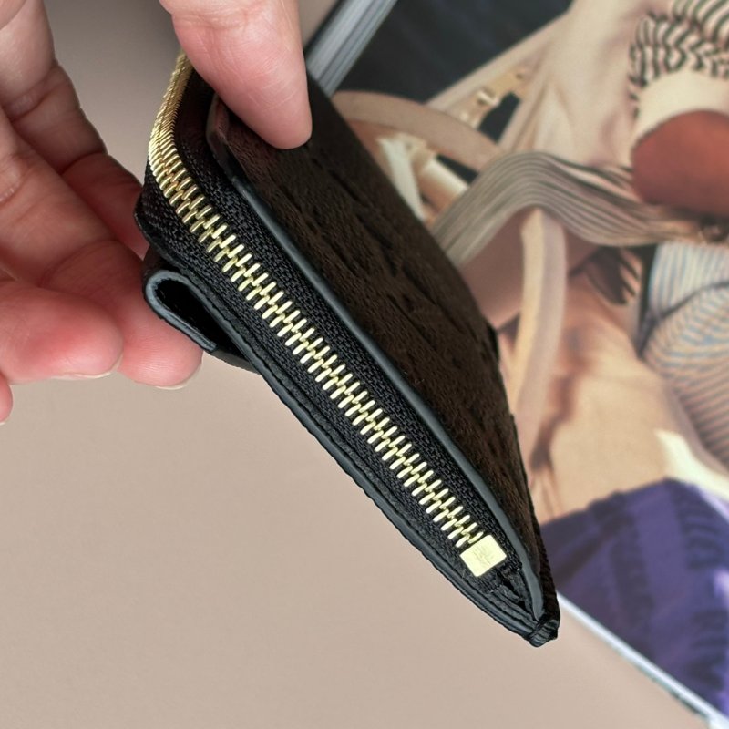 ::LOUIS VUITTON:: LVRECTO V M69421 Recto Verso 經典Empreinte皮革拉鍊鑰匙包 零錢包 卡夾 零錢包-15