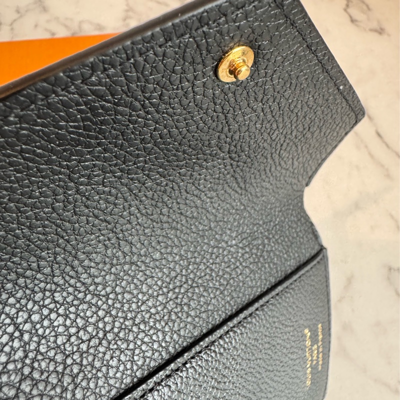 Lv 黑壓紋三折短夾-15