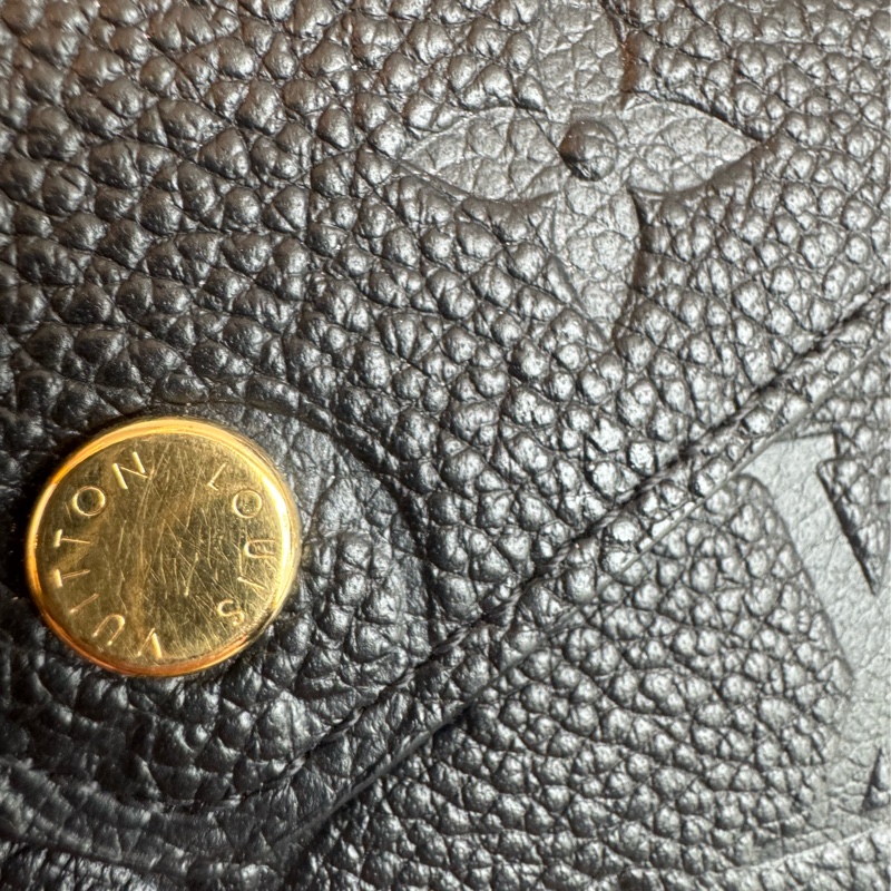 Lv 黑壓紋三折短夾-19