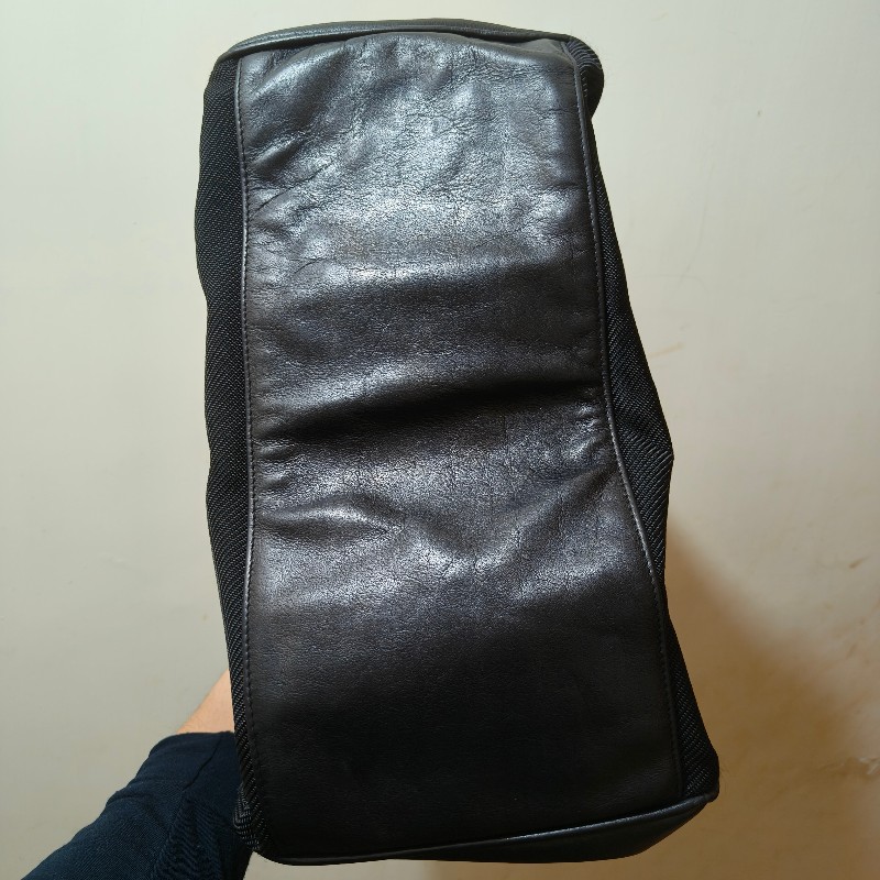 🫅女神購物節狂降（原$8800）‼️只到3/15⏰㊣✨Versace✨凡賽斯 黑色 帆布 皮革 拼接 金屬 手提包/二手包/二手精品🌳二手樹屋🌳-6