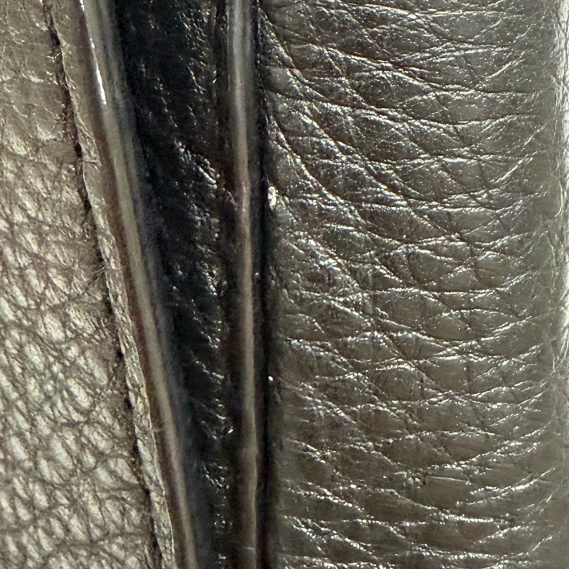 ❤️尋找愛它的主人❤️Tory Burch黑金旋轉扣鏈條斜背包 肩背包 woc-37