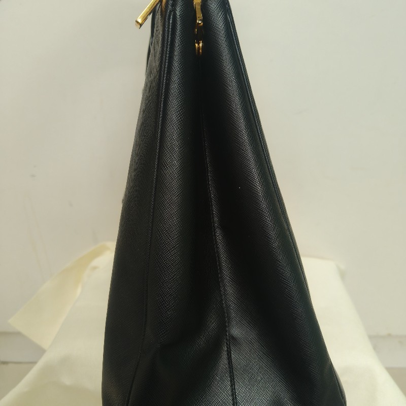 來囉‼️來囉‼️雙11優惠上車囉🚒超狂降價只到11/11🎁㊣✨PRADA✨(附防塵袋)普拉達 黑色 防刮 皮革 商務 手提包 公事包 文件包 電腦包 /二手包/二手精品🌳二手樹屋🌳-3