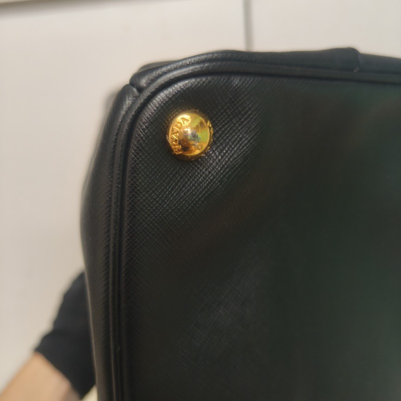 來囉‼️來囉‼️雙11優惠上車囉🚒超狂降價只到11/11🎁㊣✨PRADA✨(附防塵袋)普拉達 黑色 防刮 皮革 商務 手提包 公事包 文件包 電腦包 /二手包/二手精品🌳二手樹屋🌳-7