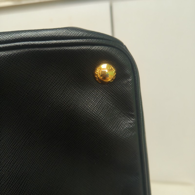 來囉‼️來囉‼️雙11優惠上車囉🚒超狂降價只到11/11🎁㊣✨PRADA✨(附防塵袋)普拉達 黑色 防刮 皮革 商務 手提包 公事包 文件包 電腦包 /二手包/二手精品🌳二手樹屋🌳-8