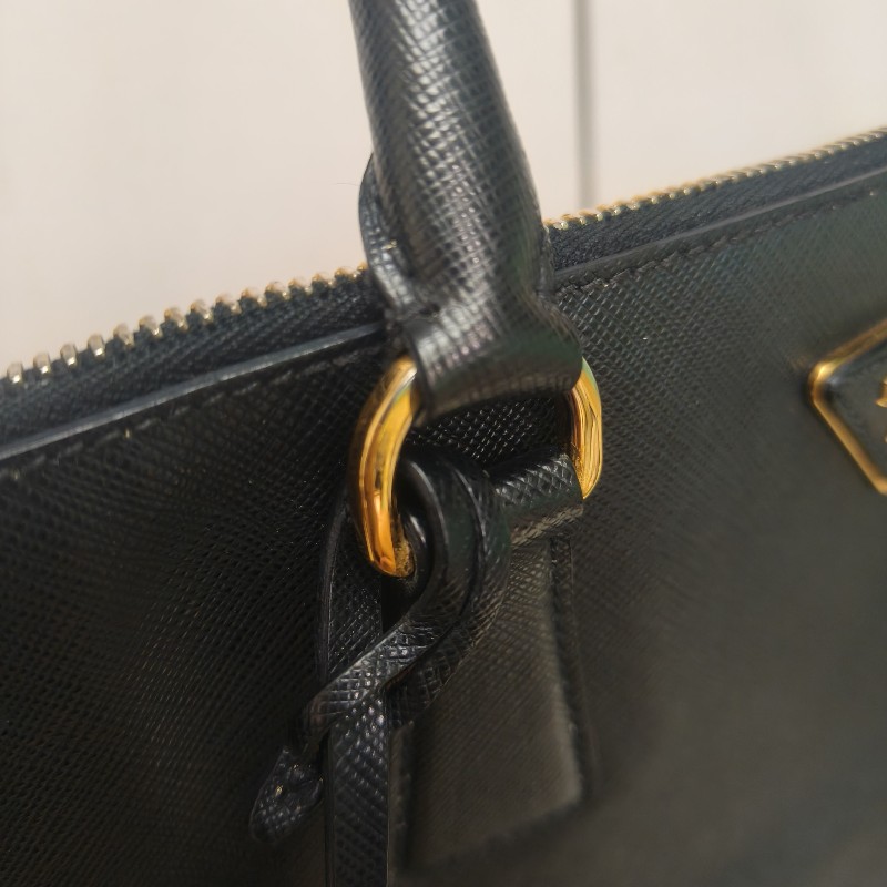 來囉‼️來囉‼️雙11優惠上車囉🚒超狂降價只到11/11🎁㊣✨PRADA✨(附防塵袋)普拉達 黑色 防刮 皮革 商務 手提包 公事包 文件包 電腦包 /二手包/二手精品🌳二手樹屋🌳-14