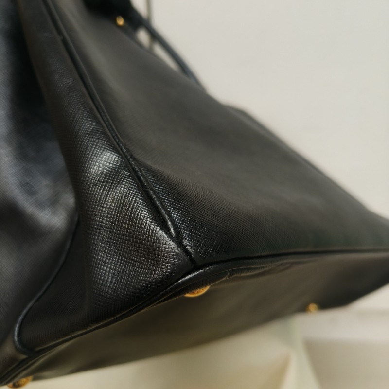 來囉‼️來囉‼️雙11優惠上車囉🚒超狂降價只到11/11🎁㊣✨PRADA✨(附防塵袋)普拉達 黑色 防刮 皮革 商務 手提包 公事包 文件包 電腦包 /二手包/二手精品🌳二手樹屋🌳-21