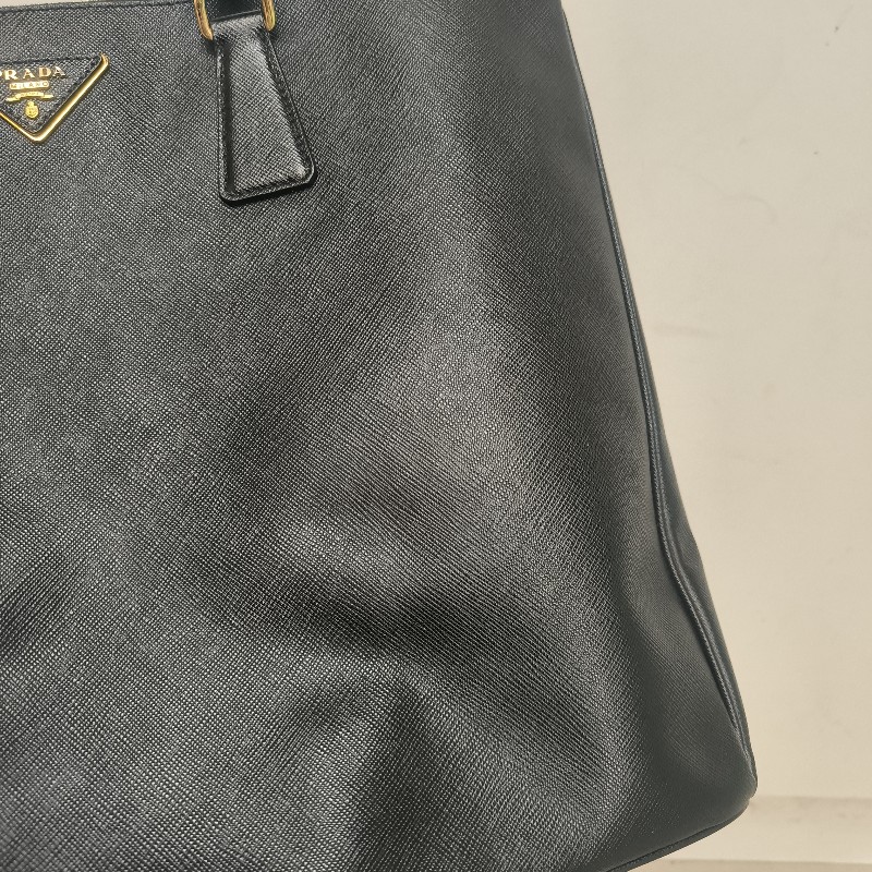 來囉‼️來囉‼️雙11優惠上車囉🚒超狂降價只到11/11🎁㊣✨PRADA✨(附防塵袋)普拉達 黑色 防刮 皮革 商務 手提包 公事包 文件包 電腦包 /二手包/二手精品🌳二手樹屋🌳-28