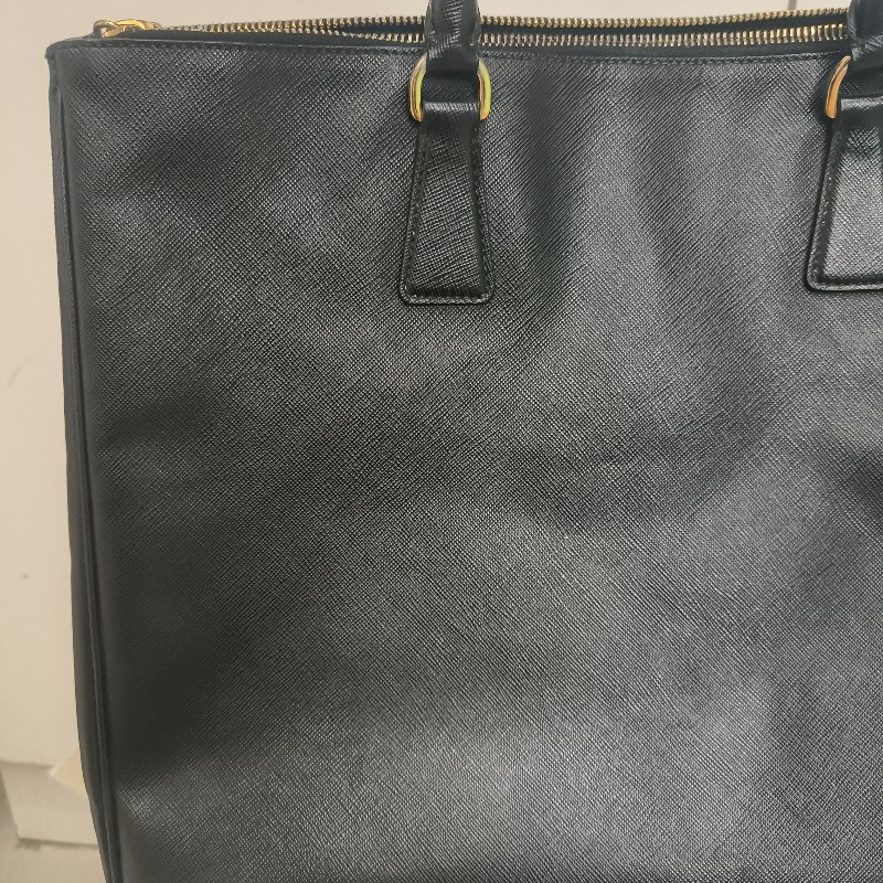 來囉‼️來囉‼️雙11優惠上車囉🚒超狂降價只到11/11🎁㊣✨PRADA✨(附防塵袋)普拉達 黑色 防刮 皮革 商務 手提包 公事包 文件包 電腦包 /二手包/二手精品🌳二手樹屋🌳-32