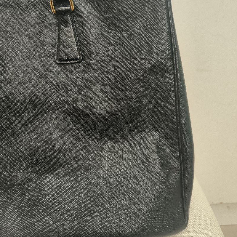 來囉‼️來囉‼️雙11優惠上車囉🚒超狂降價只到11/11🎁㊣✨PRADA✨(附防塵袋)普拉達 黑色 防刮 皮革 商務 手提包 公事包 文件包 電腦包 /二手包/二手精品🌳二手樹屋🌳-33