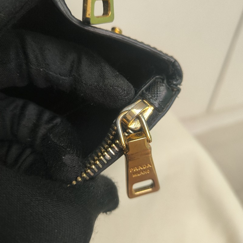 來囉‼️來囉‼️雙11優惠上車囉🚒超狂降價只到11/11🎁㊣✨PRADA✨(附防塵袋)普拉達 黑色 防刮 皮革 商務 手提包 公事包 文件包 電腦包 /二手包/二手精品🌳二手樹屋🌳-38