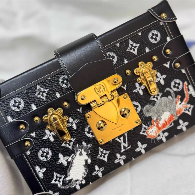 LV 黑色貓咪限量版 全皮金屬印花硬盒子petite Malle 尺寸約20*13*6cm 附件：盒子 塵袋。-2