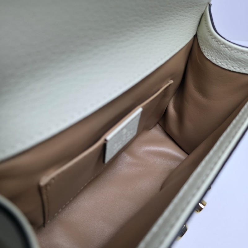 Gucci - Berry Padlock Small Shoulder Bag-10