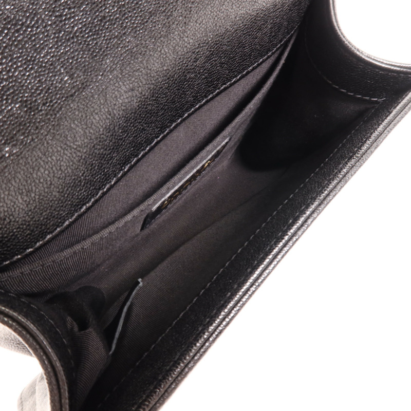 CHANEL 牛皮皮革Boy 20金扣肩背袋-4