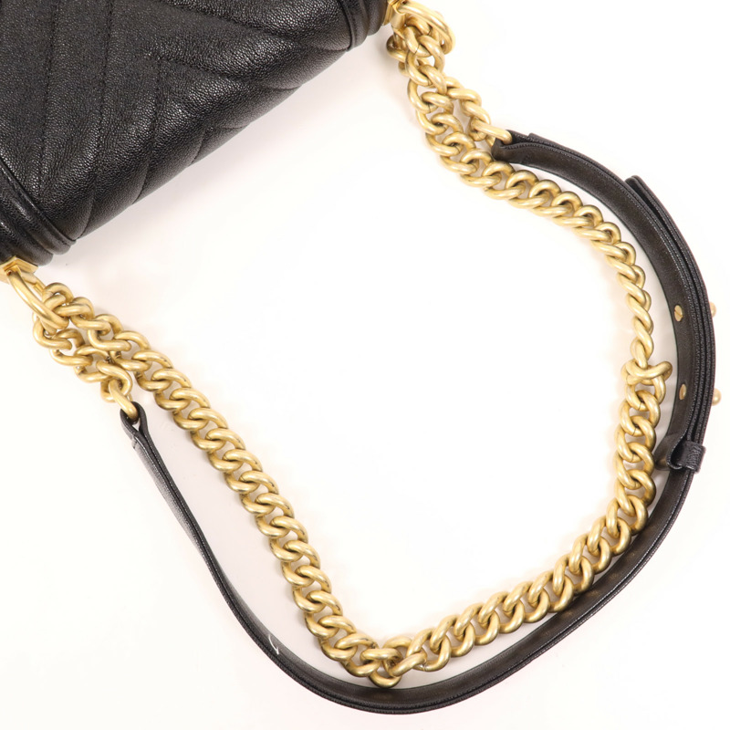 CHANEL 牛皮皮革Boy 20金扣肩背袋-8