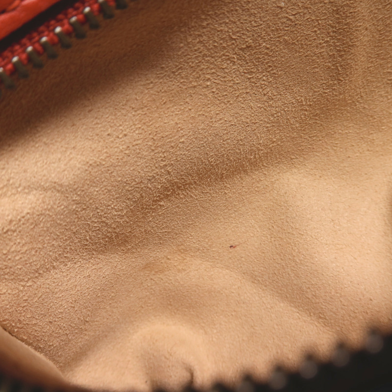 GUCCI 牛皮皮革GG Marmont Shoulder Bag金扣肩背袋-13