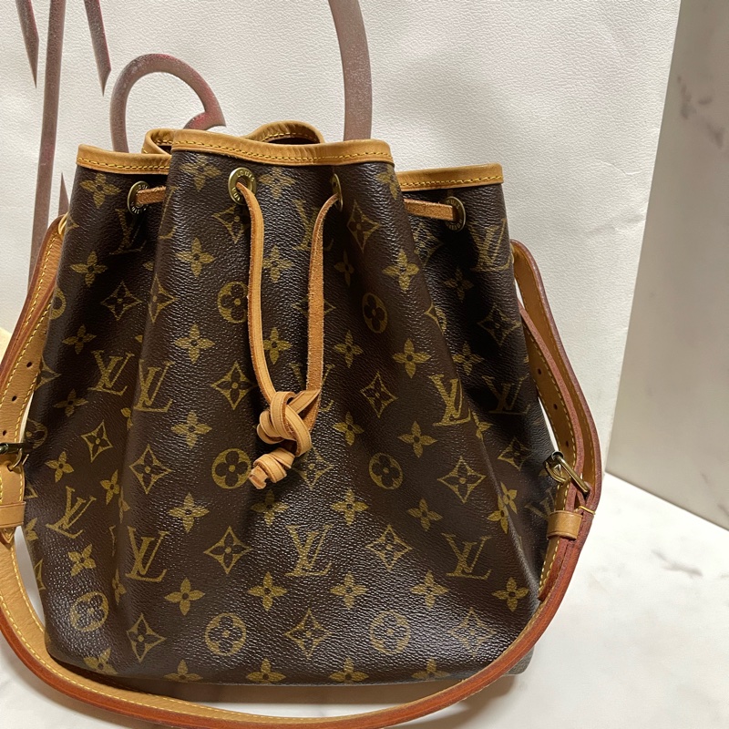 lv 中型水桶包 絕版品-1