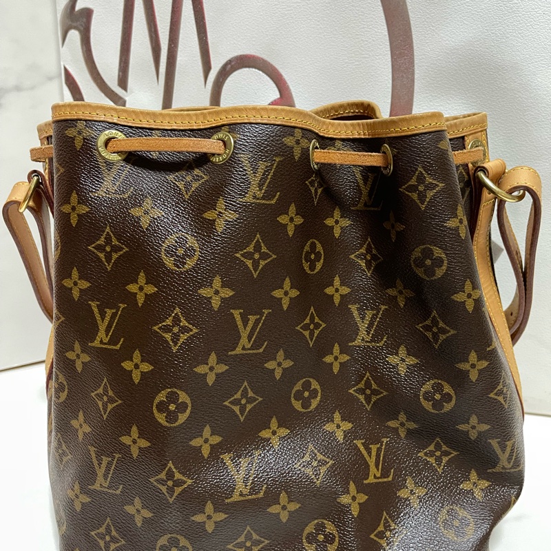 lv 中型水桶包 絕版品-4