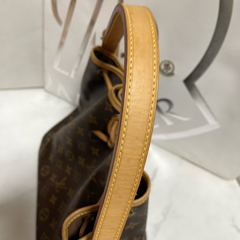 lv 中型水桶包 絕版品-8