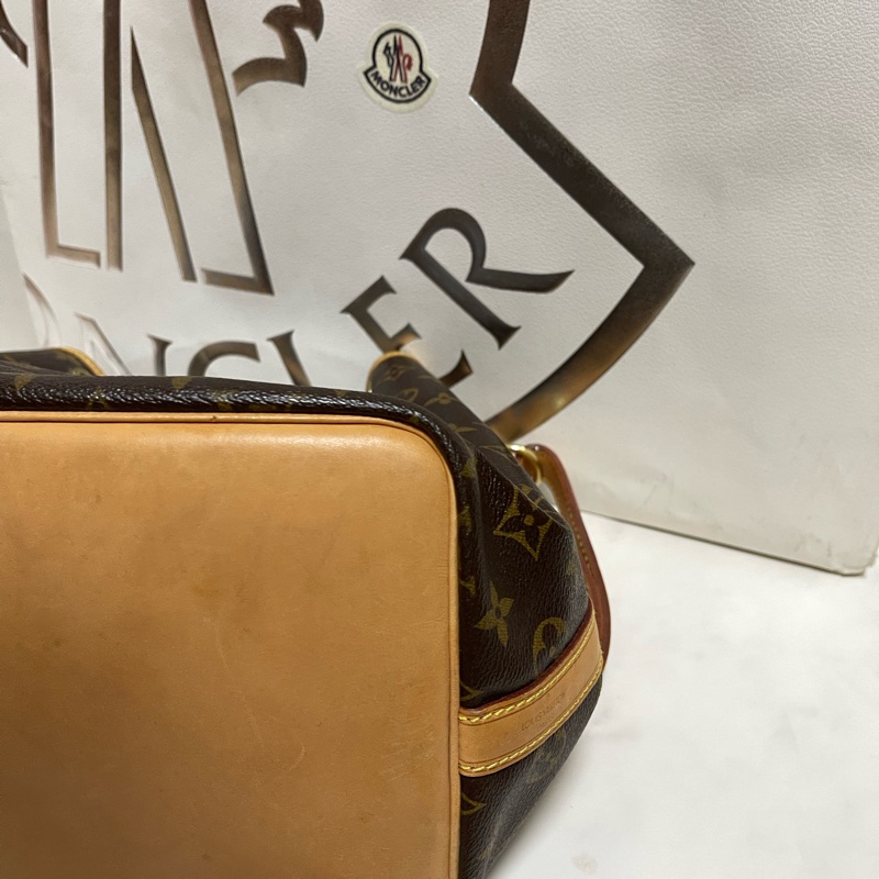 lv 中型水桶包 絕版品-19