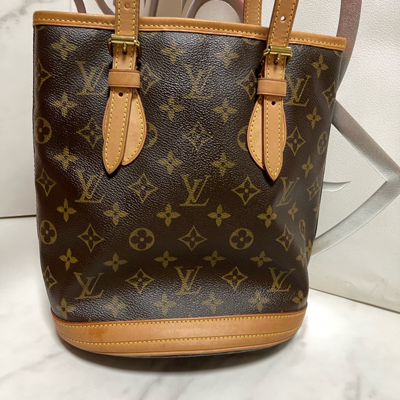 lv 酒桶包-15