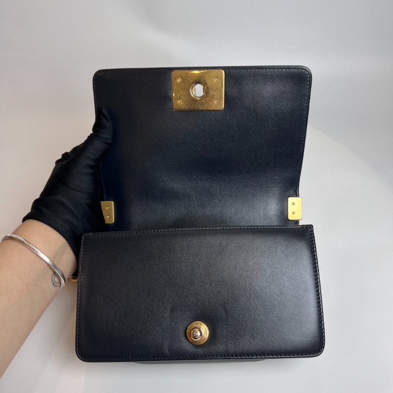 CHANEL BOY20 菱格紋鍊條包 黑金 23開-5