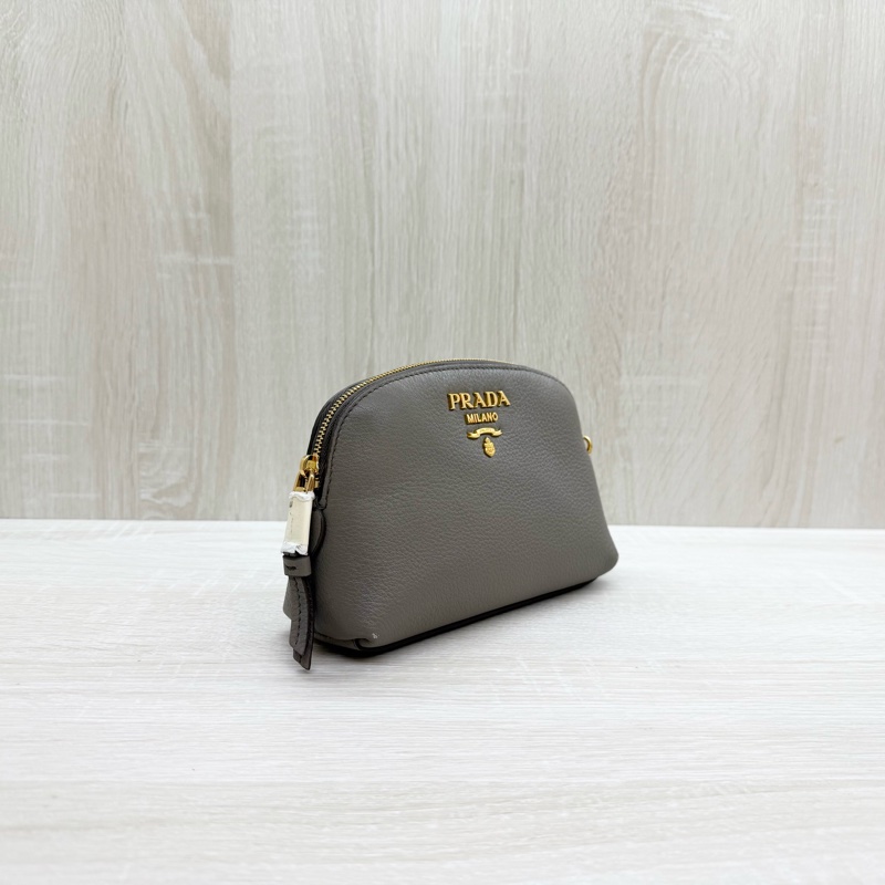 PRADA化妝包大象灰金扣牛皮化妝包-3