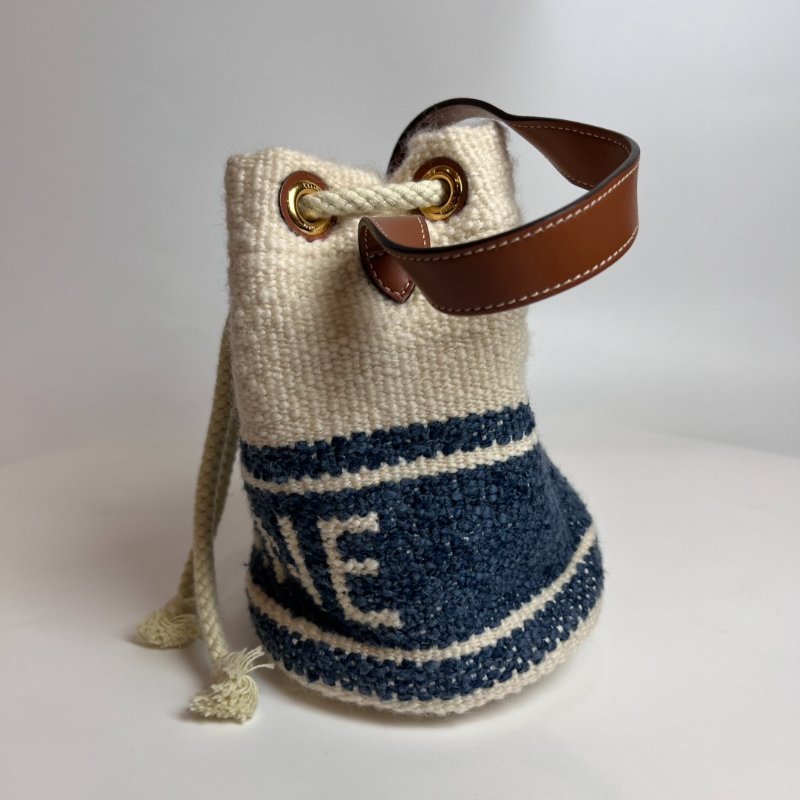 CELINE 白編織毛呢抽繩水桶包-2