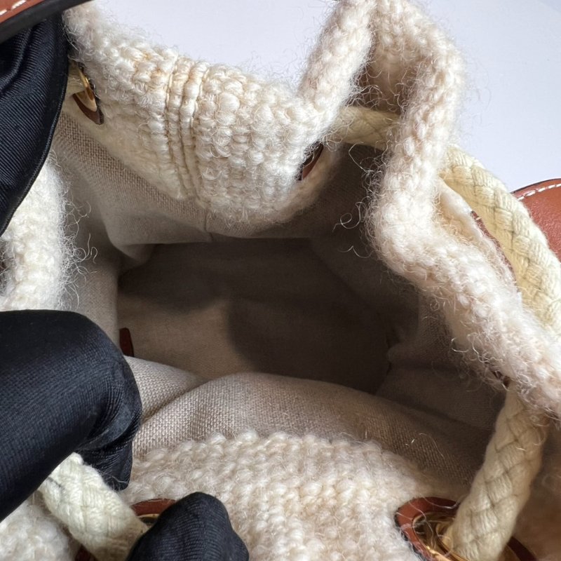 CELINE 白編織毛呢抽繩水桶包-5