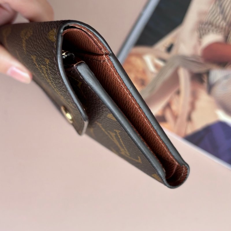 ::LOUIS VUITTON:: LV M62472 Victorine咖啡色經典花紋三折釦式短夾-4