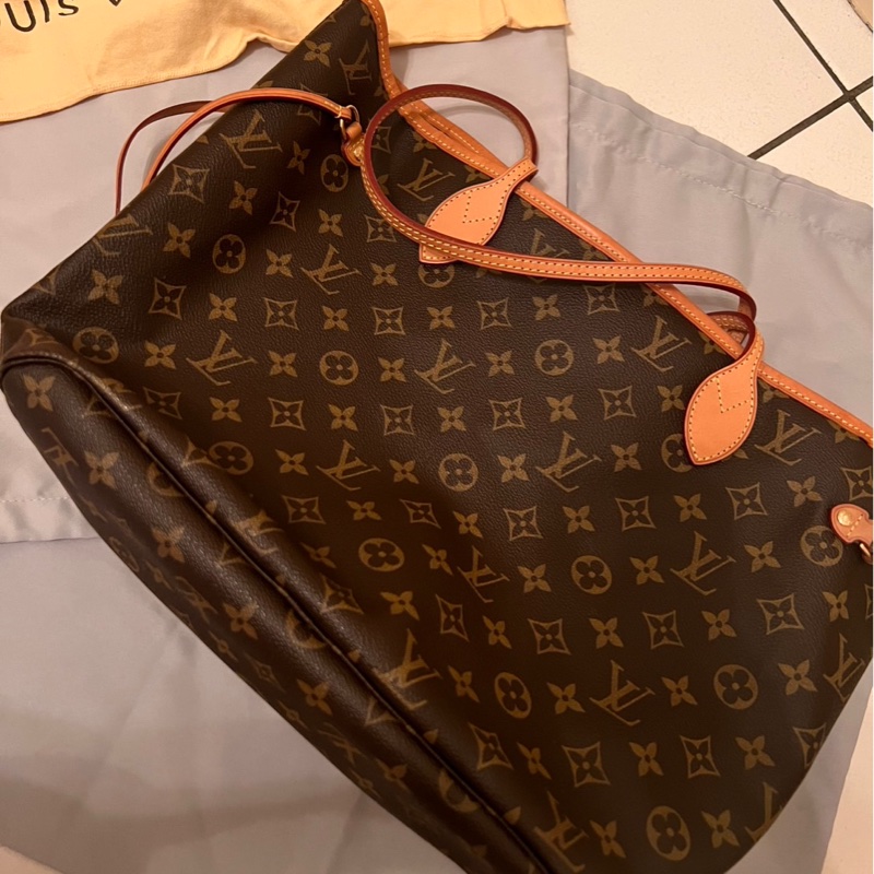 LV Neverfull 8成新 含防塵袋-1