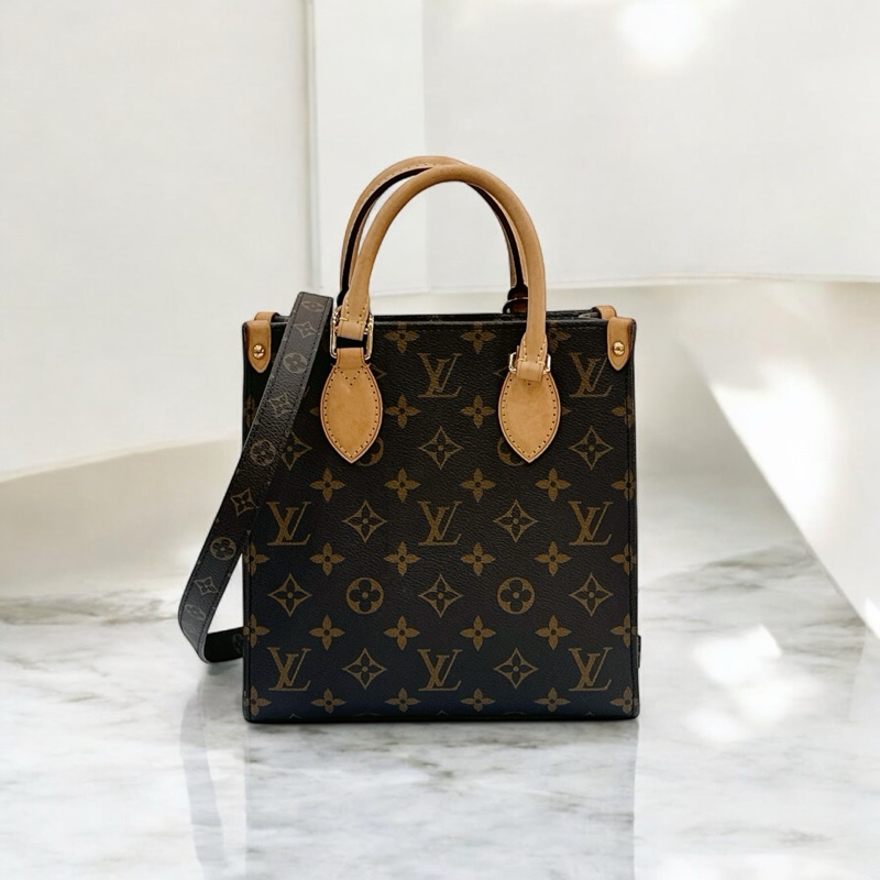 莉亞精品♡ LV 老花琴譜包 二手美包-0