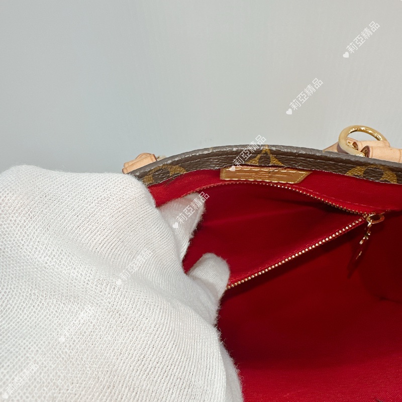 莉亞精品♡ LV 老花琴譜包 二手美包-12