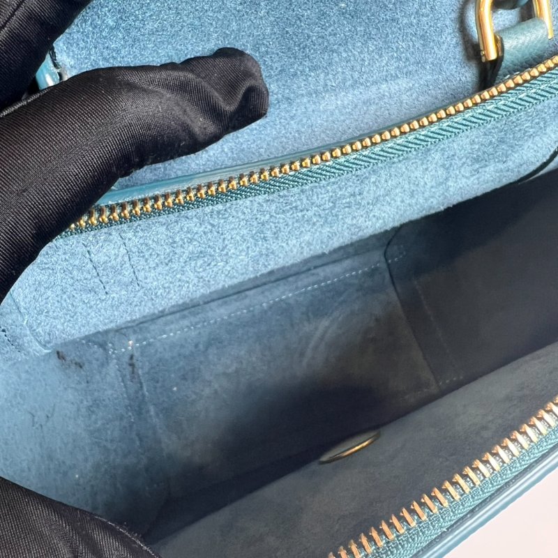 CELINE 綠鯰魚包NANO-5